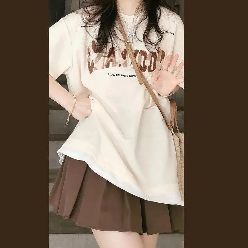 

American Retro Summer 2024 New Korean Style College Salt System Khaki Pleated Skirt Two Piece Set Polyester Fashion Set