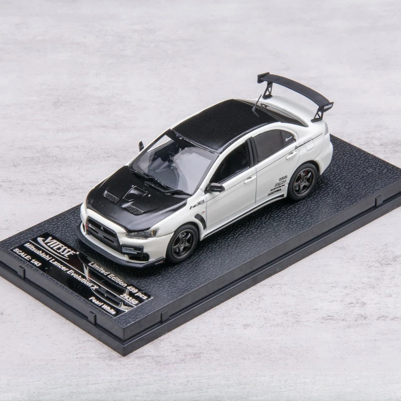 Diecast 1:43 Scale EVO 10 White Alloy Car Model