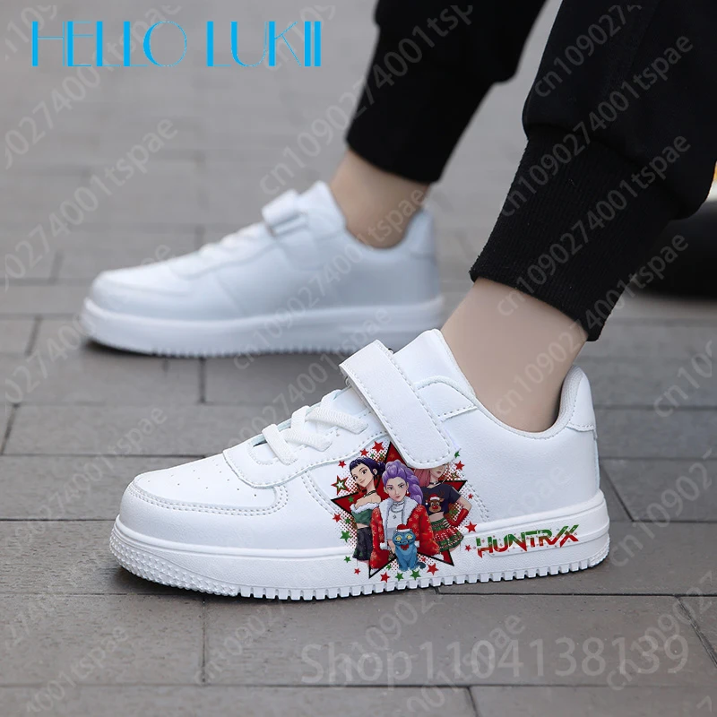 2025 عيد الميلاد KPop شيطان الصيادين الشباب طالب حذاء أبيض غير رسمي بنين بنات دائم أحذية الجري مقاومة للانزلاق هدية