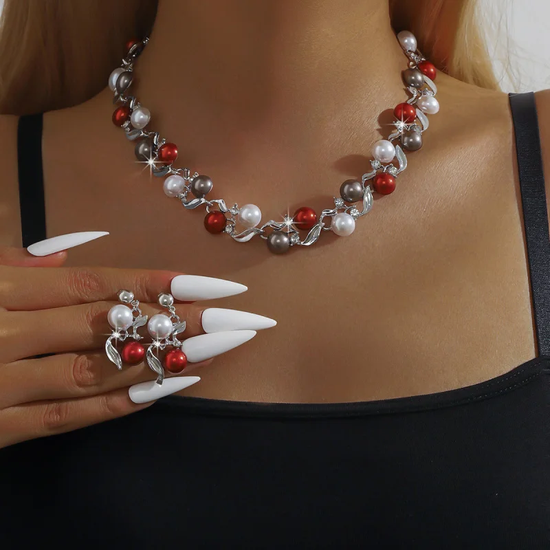 

European and American Hot-Selling Pearl Necklace Earrings Bracelet Two-Piece Set Fashion Versatile Collarbone Pearl Jewelry Wome