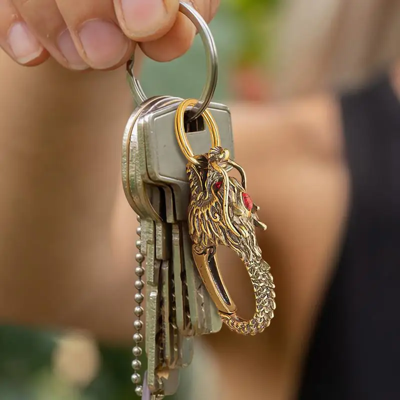พวงกุญแจทองเหลืองทองเหลืองบริสุทธิ์หัวมังกร Keyrings จี้อุปกรณ์เสริมโชคดี Charm พวงกุญแจ Vintage สําหรับผู้ชายผู้หญิงกระเป๋ารถกระเป๋า