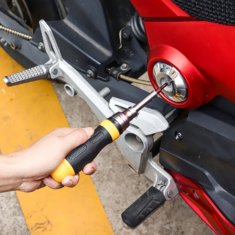 

Многофункциональный трещоточный ключ 180 ° Ручные инструменты для обслуживания автомобилей, мебели и строительства, с функциями прямого и обратного хода