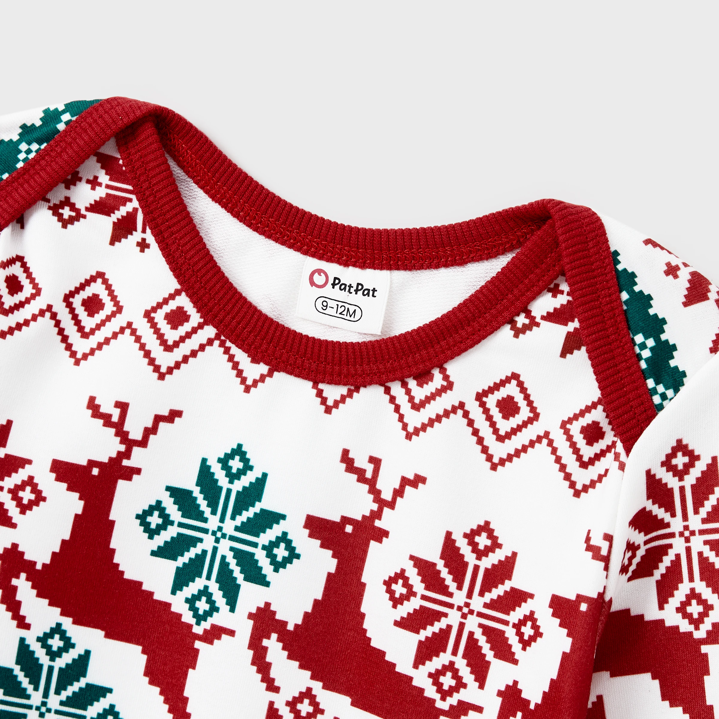 PatPat Christmas Sweatshirt Allover Pattern Reindeer Outfits Matching for Family