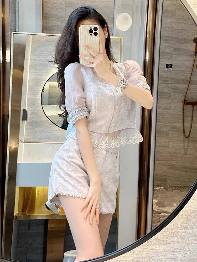

Celebrity Dobby Sweet Set Square Collar Lace Spliced Shirt Women High-waisted Slim Shorts Summer Fashion Exquisite Two Pieces