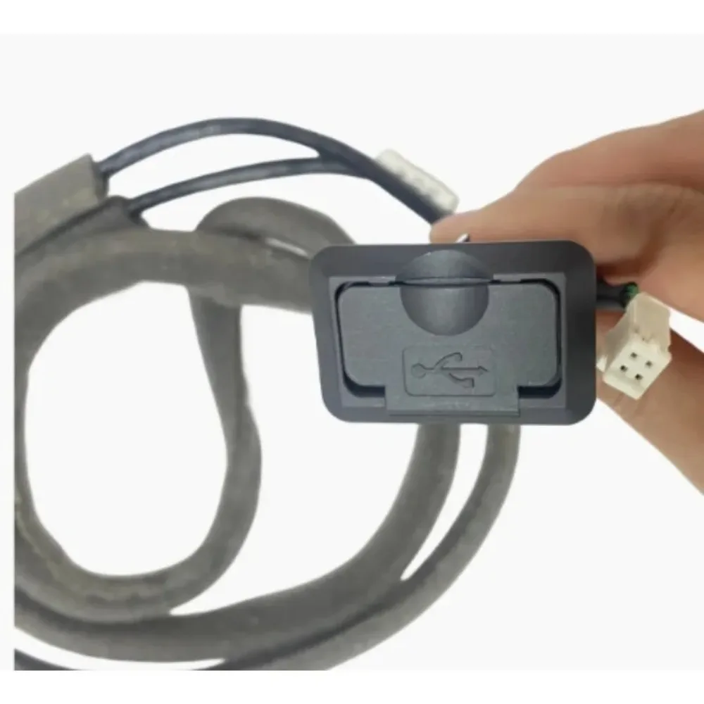 1pc 99000D551A0C000 Genuine Brand New USB Interface Component Automobile Part for Suzuki Swift Wagon R Automatic Interior Parts view 6