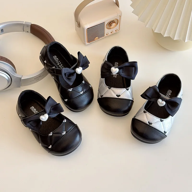 2026 Baby Shoes Classic Dress Cute Bow-knot Heart Anti-slip Soft Sole First Walkers Infant Baby Girls Leather Shoes Size 16-25