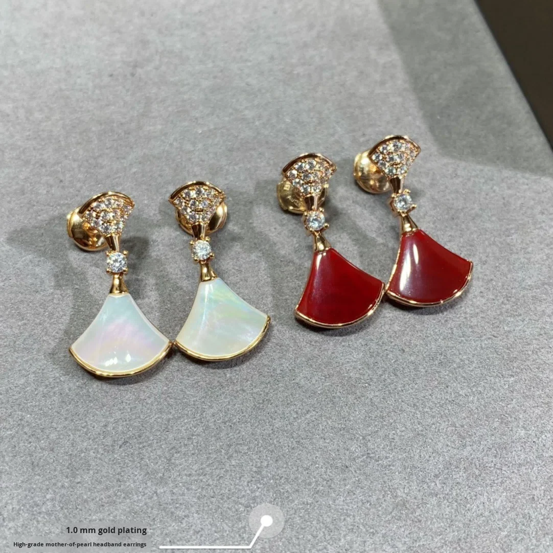 

Women's Stud Earrings Fan-shaped 18K Rose Gold Plated Elegant Inlaid Rhinestones Mother-of-pearl Red Agate Party Trendy