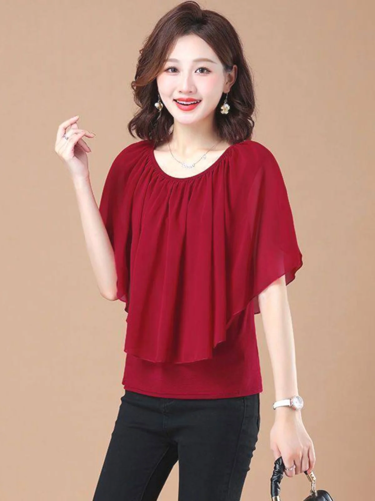 camiseta-feminina-plus-size-de-manga-curta-em-chiffon-blusa-morcego-moda-verao-roupa-para-maes-com-cinto-de-cinco-botoes