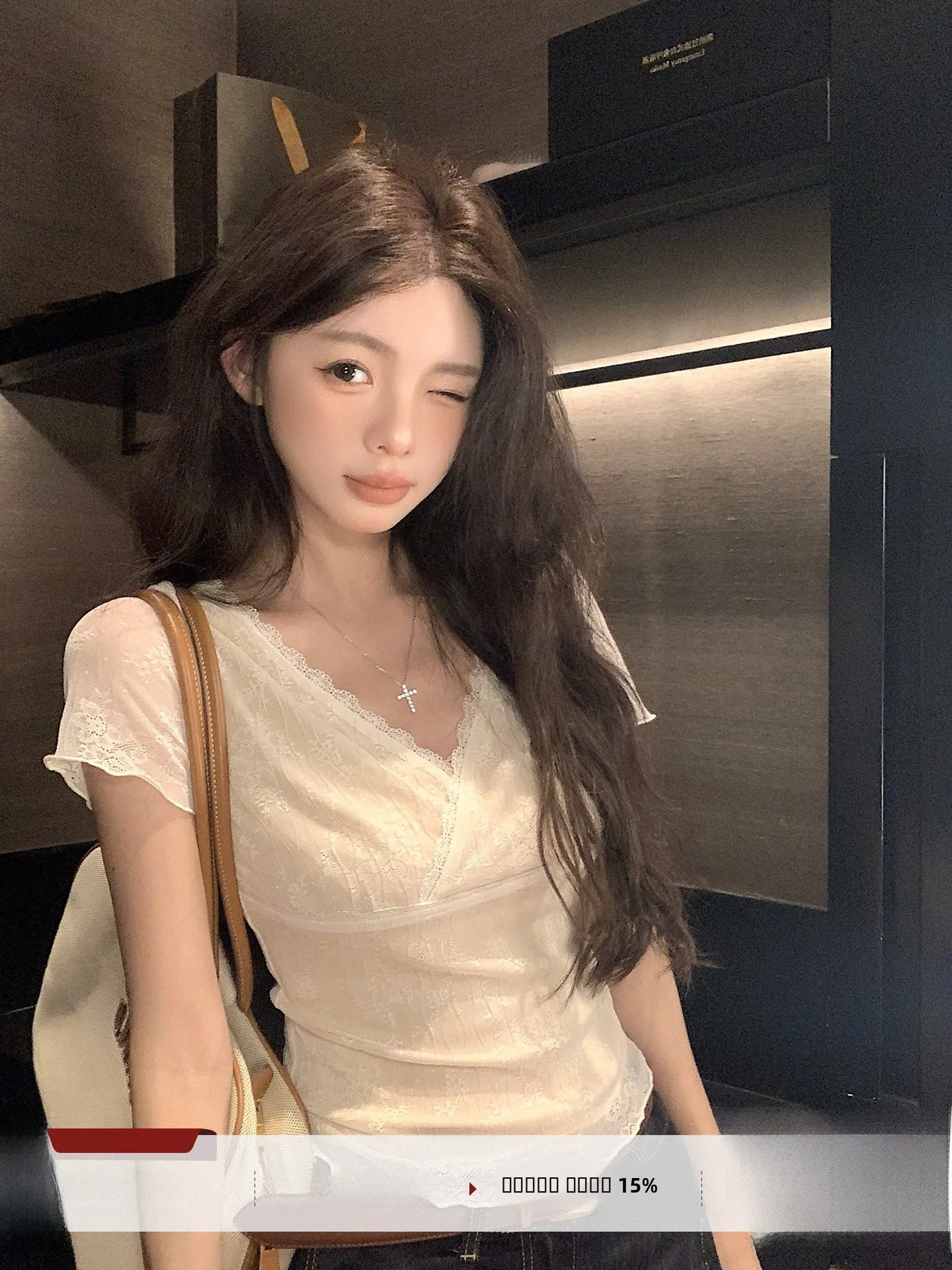 

Ele V-Ne Lace irt Women's Slim Fit Waist-Cinching Top Summer New Design Versatile Busin Casual Polyester Fiber