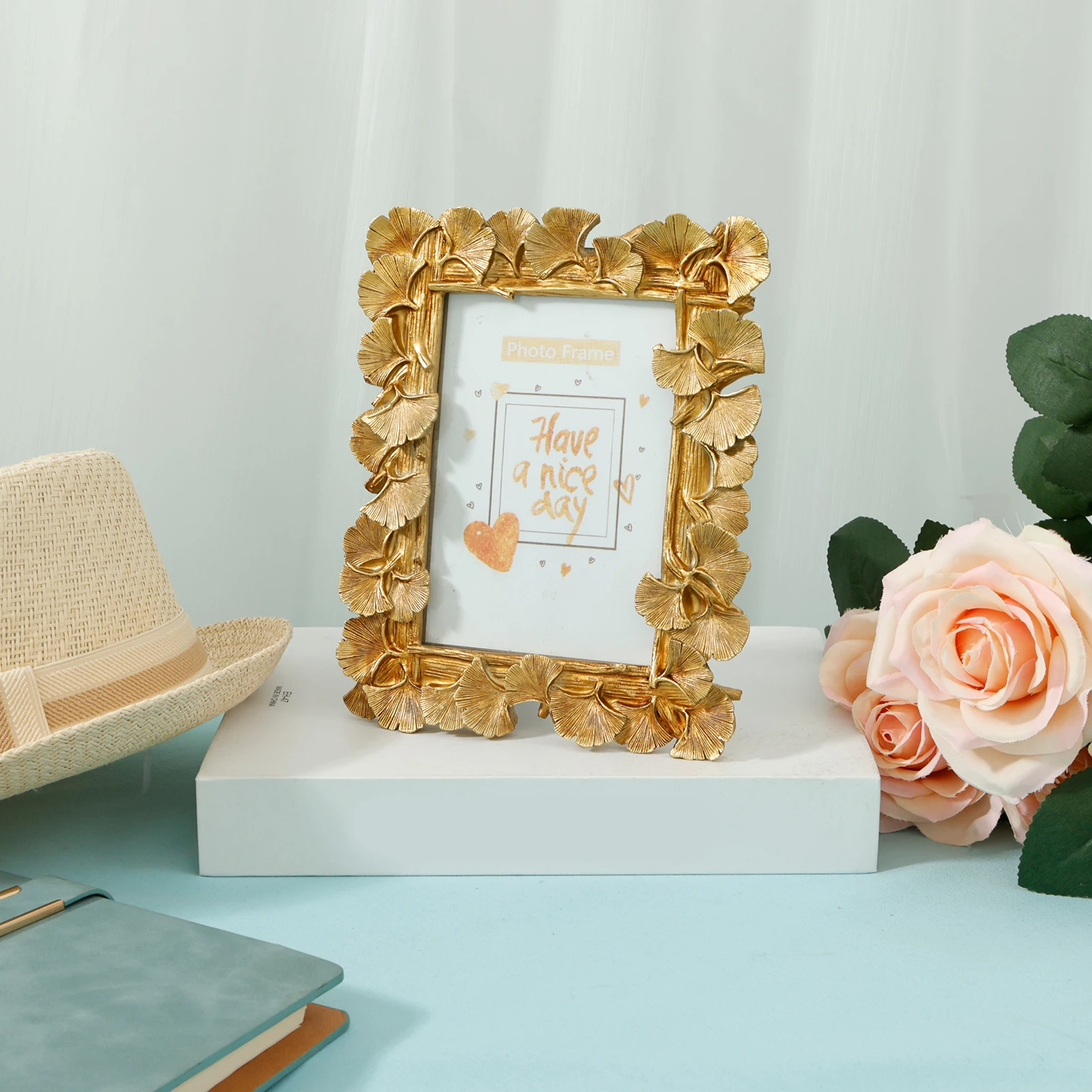 Resin Three-dimensional Antique Leaf Textured Picture Frame Retro Photo Frame Vintage Gold Frame Tabletop Display Photo Holder