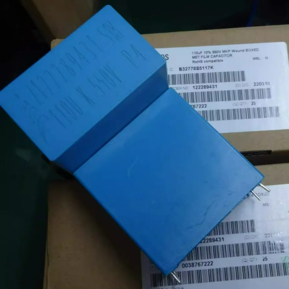 

EPCOS 110uf/550v 117 Brand New 52mmX21mm Absorption Film Capacitor B32778S5117K