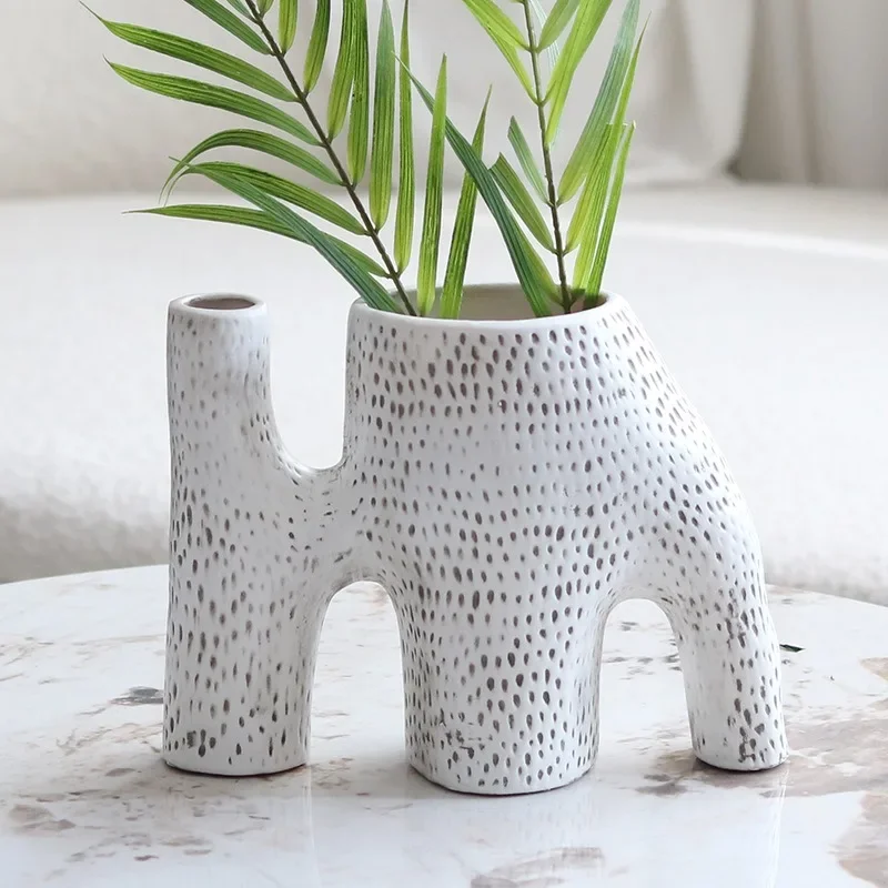 Modern Vase Decorative Vases Aesthetic Living Room Flower Bottle Minimalist Elegant Luxury Irregular Interior Flower Bottles