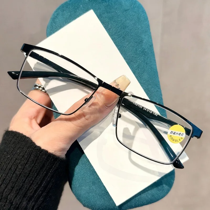 

Новые модные металлические очки с защитой от синего света, деловые очки для чтения, простые ретро TR90, материал, весенние очки для пресбиопии