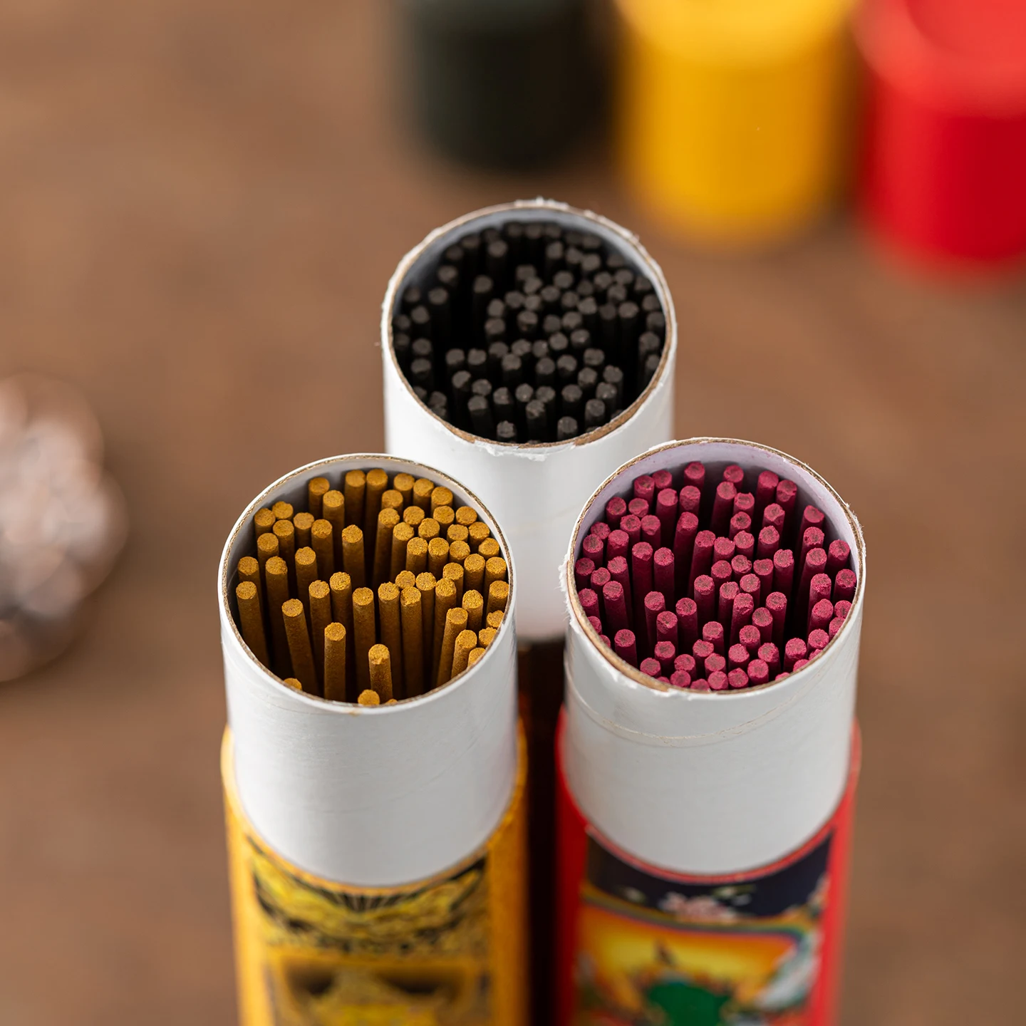 120Pcs Black, Red, and Yellow Incense Sticks, Suitable for Indoor Office Spaces and Home Environments, Freshens the Air with Long-Lasting Fragrance, Strong-Scented Incense