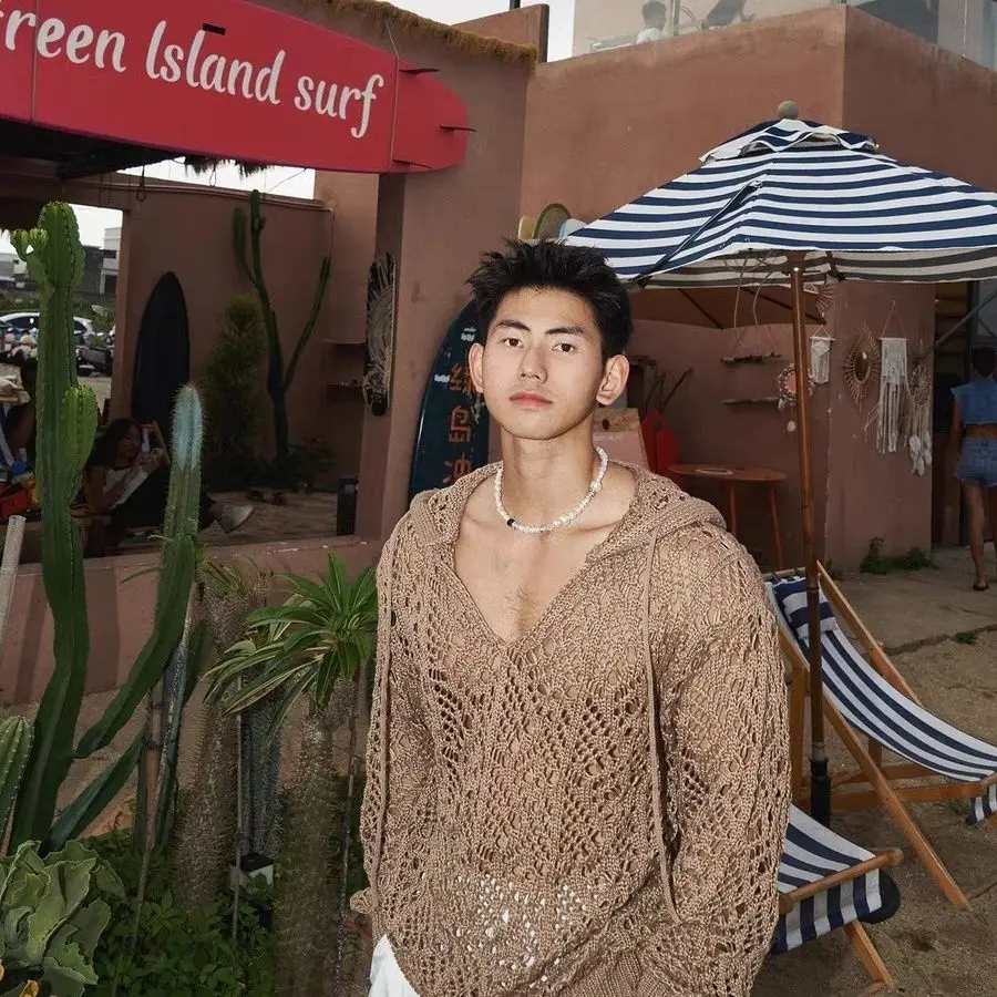 الرجال سترة محبوك الجوف خارج مثير مقنعين قناع السترة الشارع الشهير كم طويل بلايز ربيع الخريف معطف رجل الملابس العصرية جديد