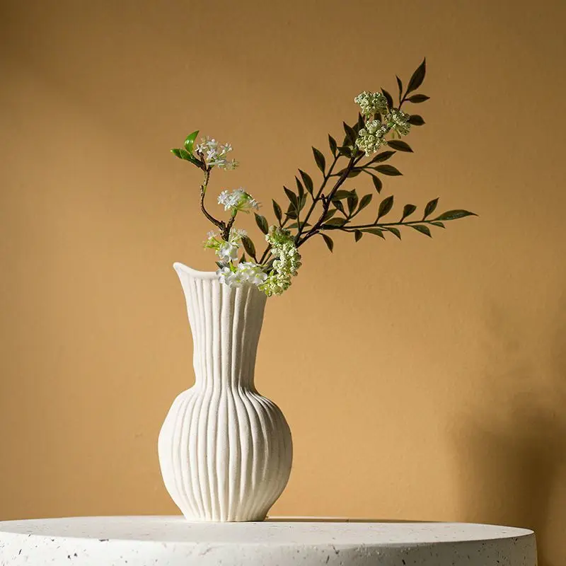 

Простая керамическая ваза в европейском стиле, легкая роскошная гидропонная ваза для сушеных цветов, черно-белые украшения, декоративный подарок