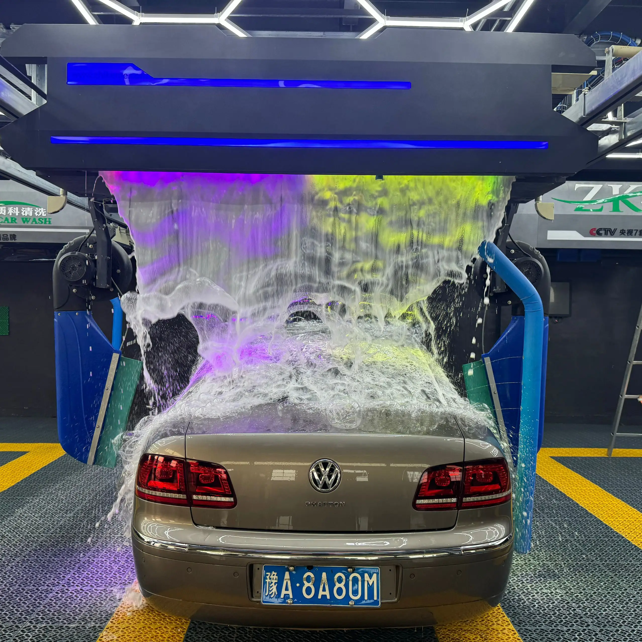 Máquina automática sin contacto para equipos de lavado de autos