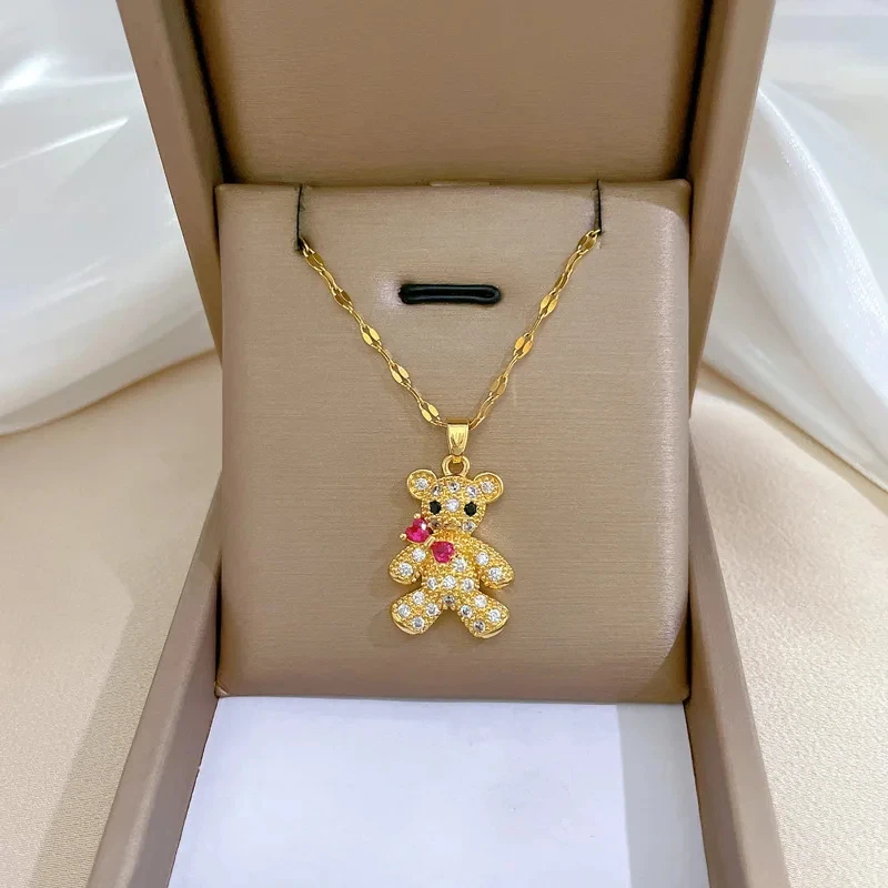 Fashionable Luxury Butterfly Knot Bear Pendant Women's Accessory Versatile Stainless Steel Minimalist Design Choker Necklace