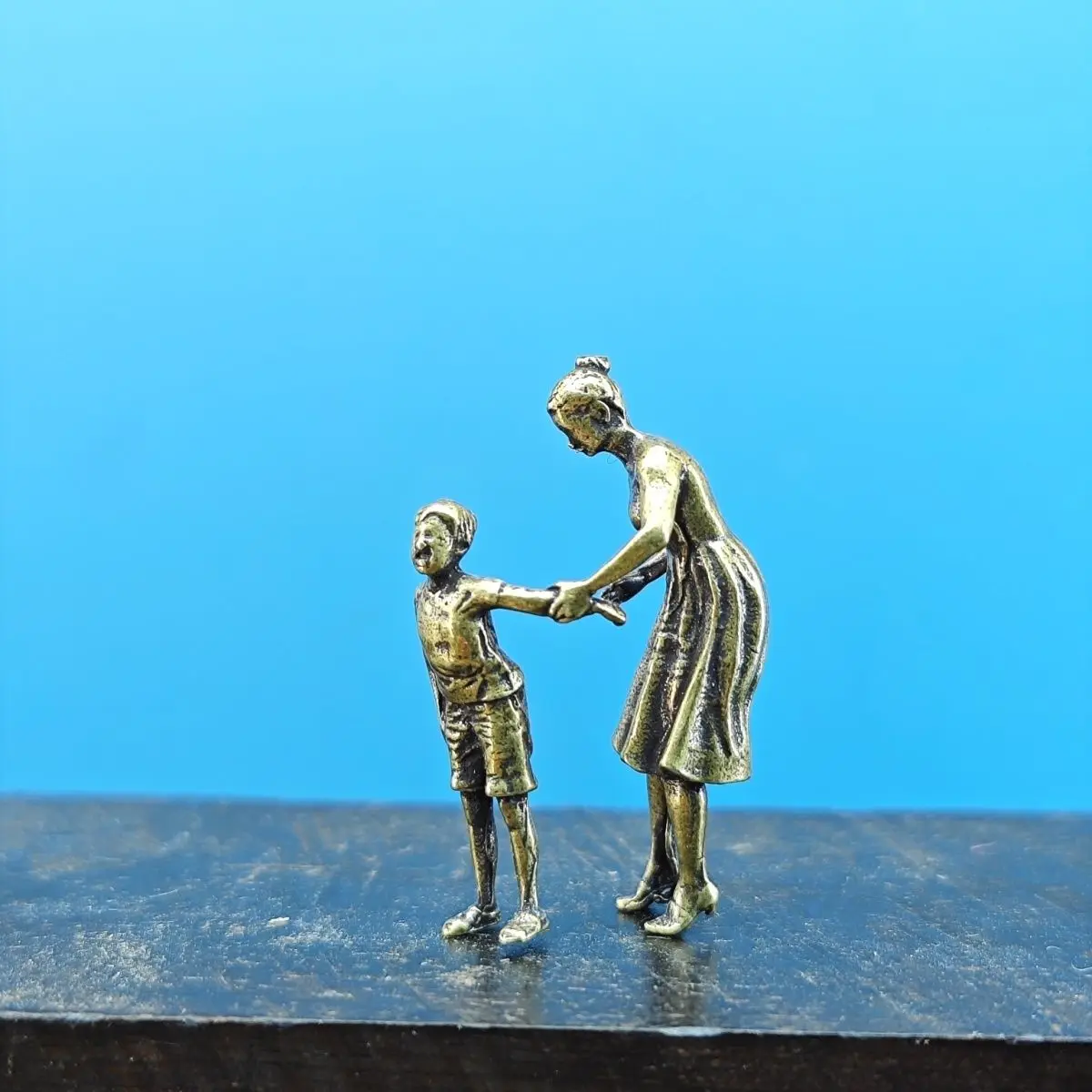 Brass Miniature Figurine, Mother Violently Spanking Child, Micro-landscape Mini Trendy DIY Scene