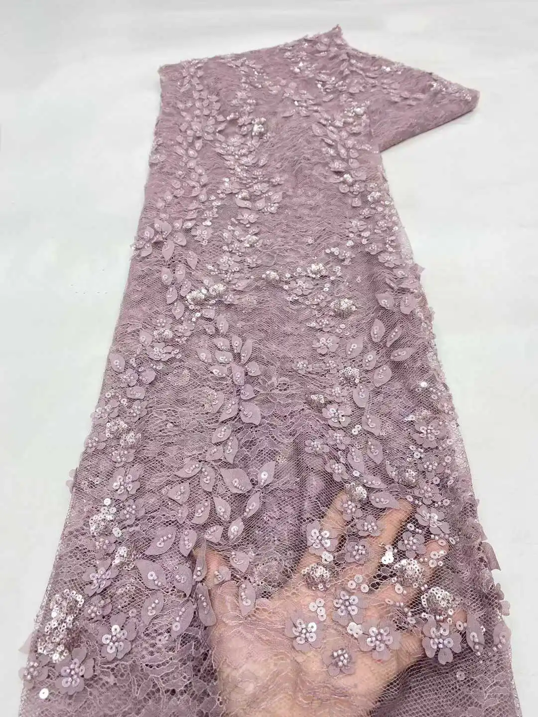 

Роскошная 3D кружевная ткань 2025 года, новейшая тюлевая кружевная ткань с блестками, вышитая аппликация, африканская нигерийская кружевная ткань для шитья платьев