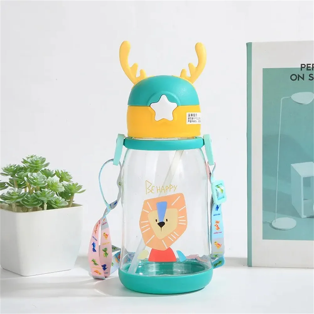 600ml Kids Water Sippy Cup Antler Creative Cartoon Baby Cups with Straws Leakproof Water Bottles Outdoor Childrens Cup 1pc