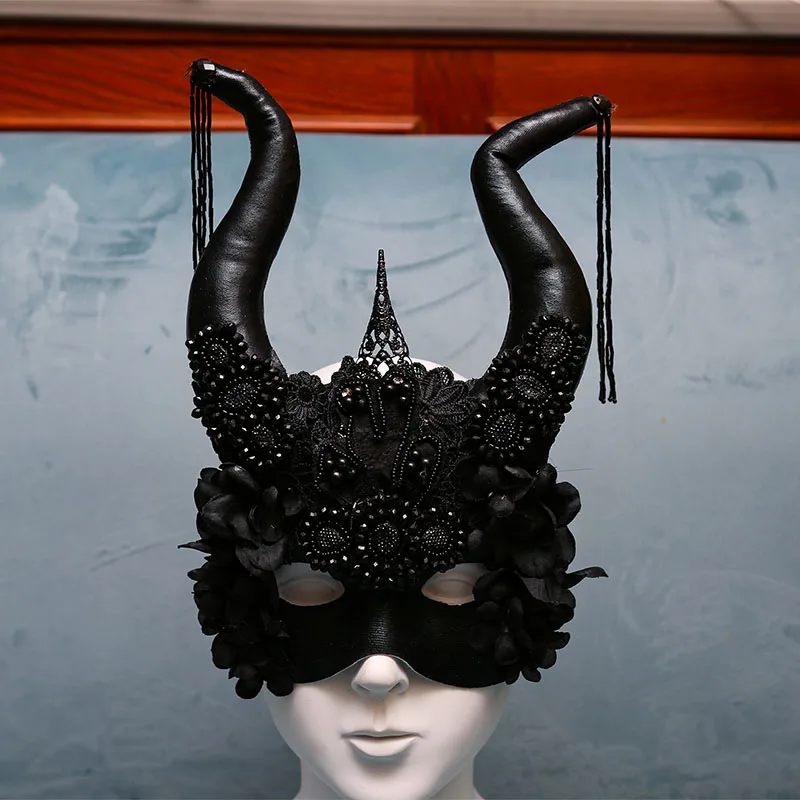 검은 뿔 과장된 할로윈 재미 있은 전면 멋진 드레스 파티 연례 회의 베니스 라이브 방송 여성 마스크 마스크