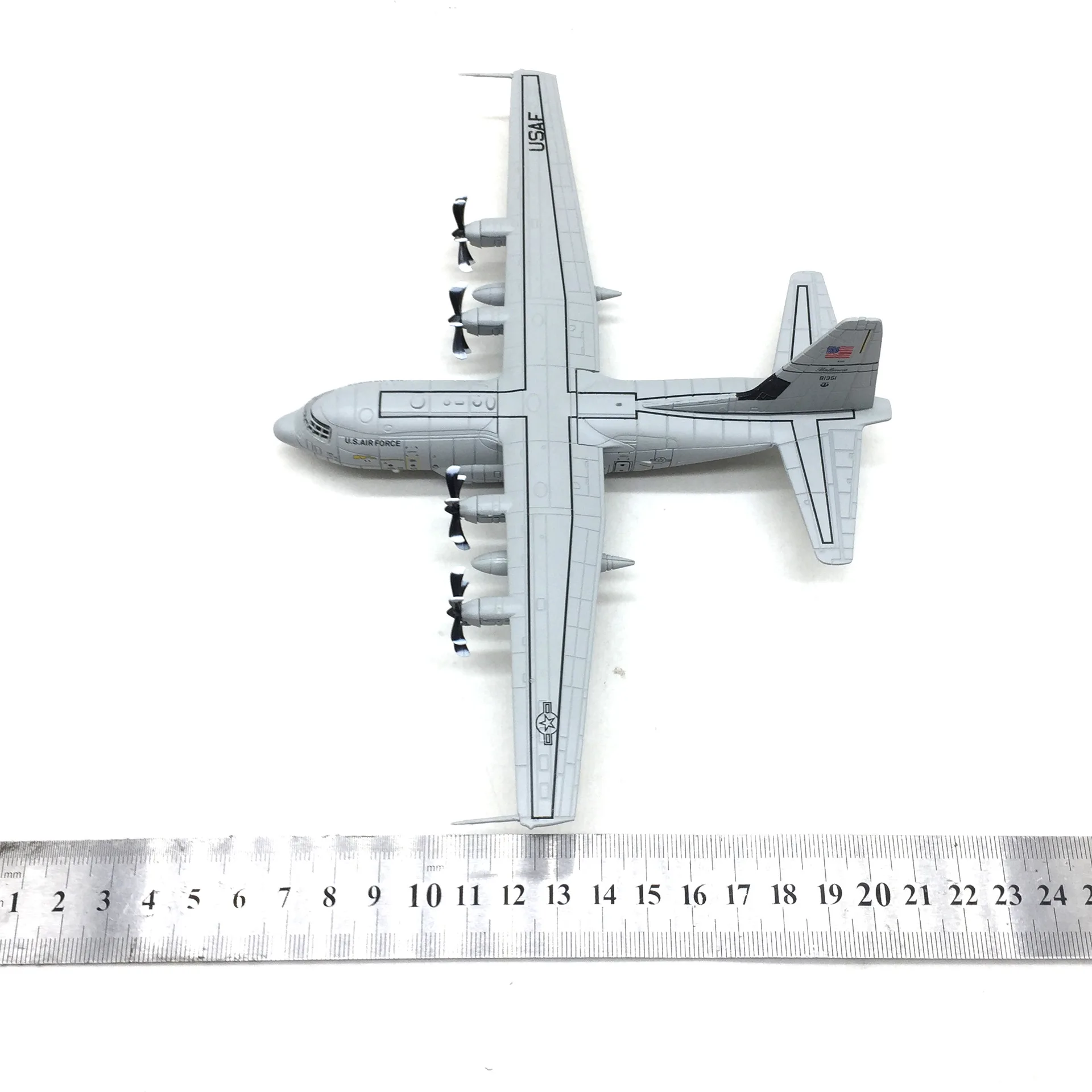 1/200 Scale Model American Air Force C-130J 