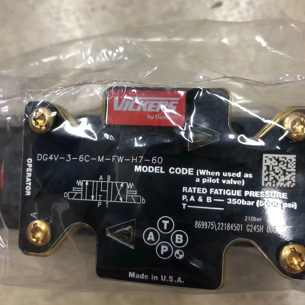 869975 DG4V-3-6C-M-FW-H7-60 DG4V 3 6C VM FW H7 60 DG4V36CMFWH760ea  ton vick  ers IH DAN FOSS Solenoid ValveGenuine Large Stock