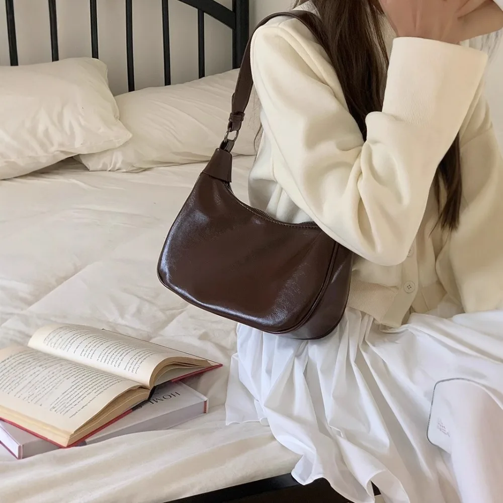 

New Design Small-quantity Crescent Moon Bag Women Soft Leather Crossbody Single-shoulder Tote Half-circle Underarm Shoulder Bag