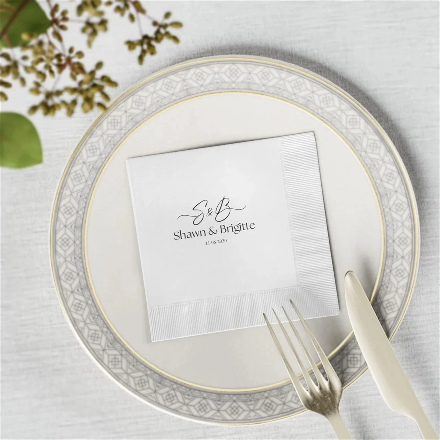 50pcs Personalized Wedding Initial Napkins, Custom Monogram Cocktail Napkins, Black and White Wedding Napkins Modern Monogram We