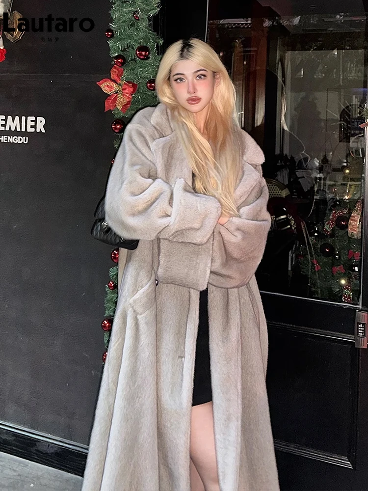 Lautaro Winter Long Oversized Fluffy Thick Warm Faux Mink Fur Coat Women High Quality Luxury Designer Clothes Furry Overcoat