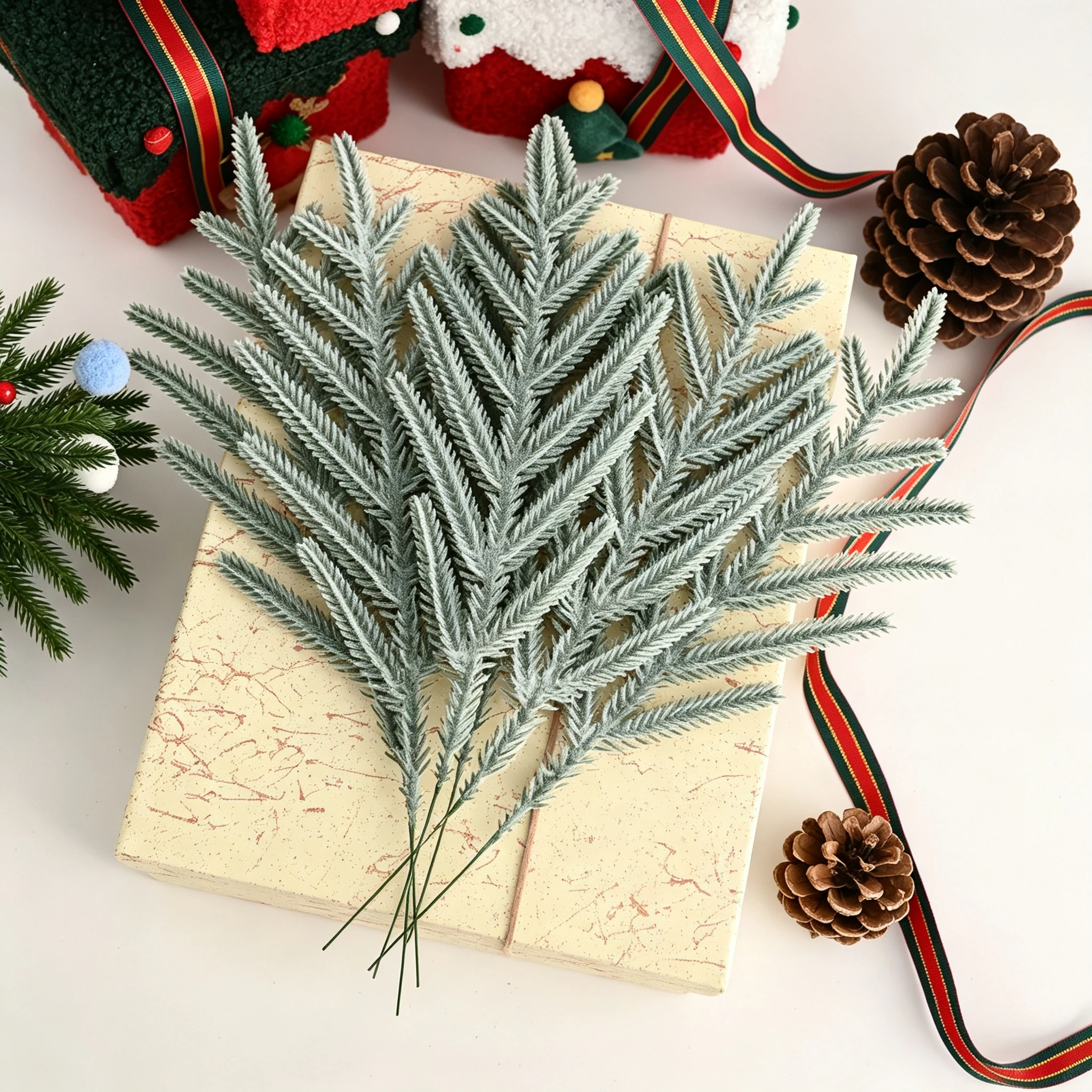 10/20pcs Artificial Plants Plastic Pine Needle Christmas Tree Filler Outdoor Wedding Garden Party Home Table Vase DIY Decoration