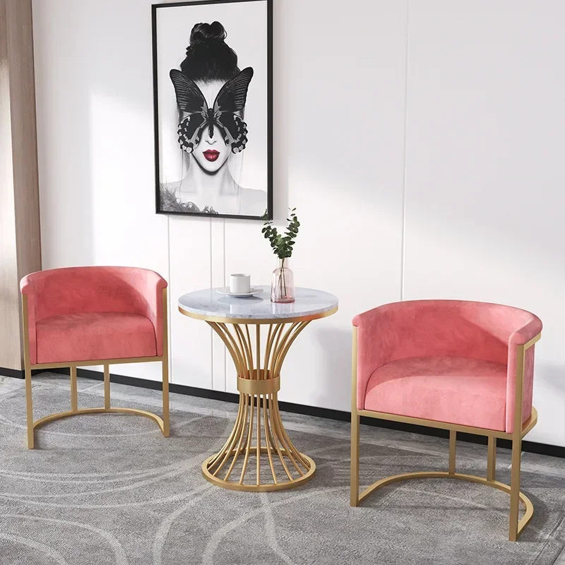 

# Simple And Casual Single Sand Sales Building, Reception And Meeting Guests, Negotiation Of Small Round Tables, Coffee Shops