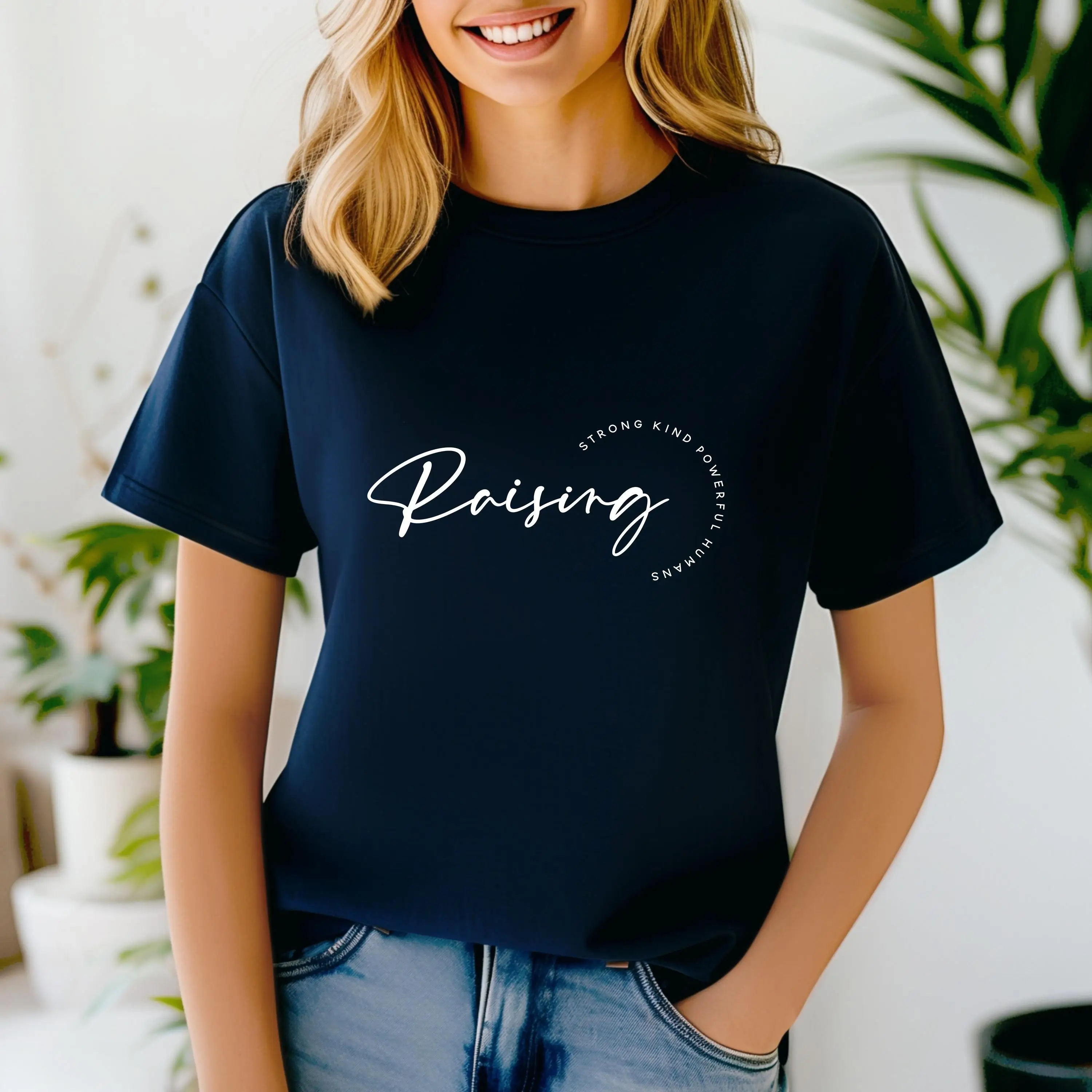 

Raising Strong Kind Мощная рубашка для людей Футболка с графикой T s Доступны несколько цветов