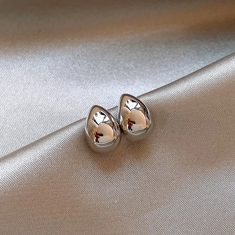 European and American Minimalist Water Droplet Shaped Metal Earrings 2024 Fashion Jewelry Accessories Suitable For Women\'s Daily
