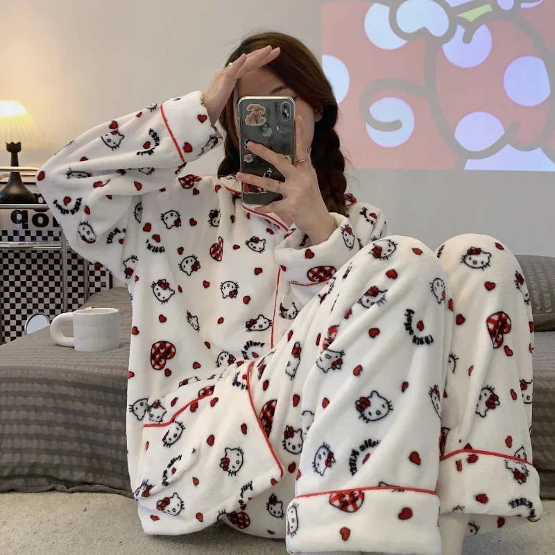 Hello Kitty Winter Coral Fleece Pajamas Warm Thickened Flannel Lapel Long Sleeve Two-piece Set Women\'s Pajamas Sanrio Loungewear