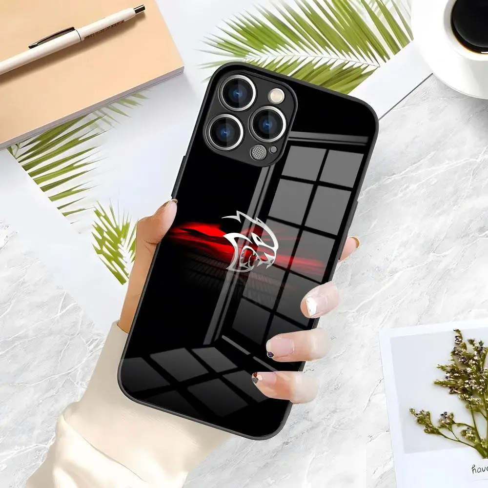 Funda de teléfono para coche Dodge Challenger S-SRT para IPhone 16 Pro Max 15 14 13 Mini 12 Pro 11 XS Max 7 8 Plus cubierta de cristal negro