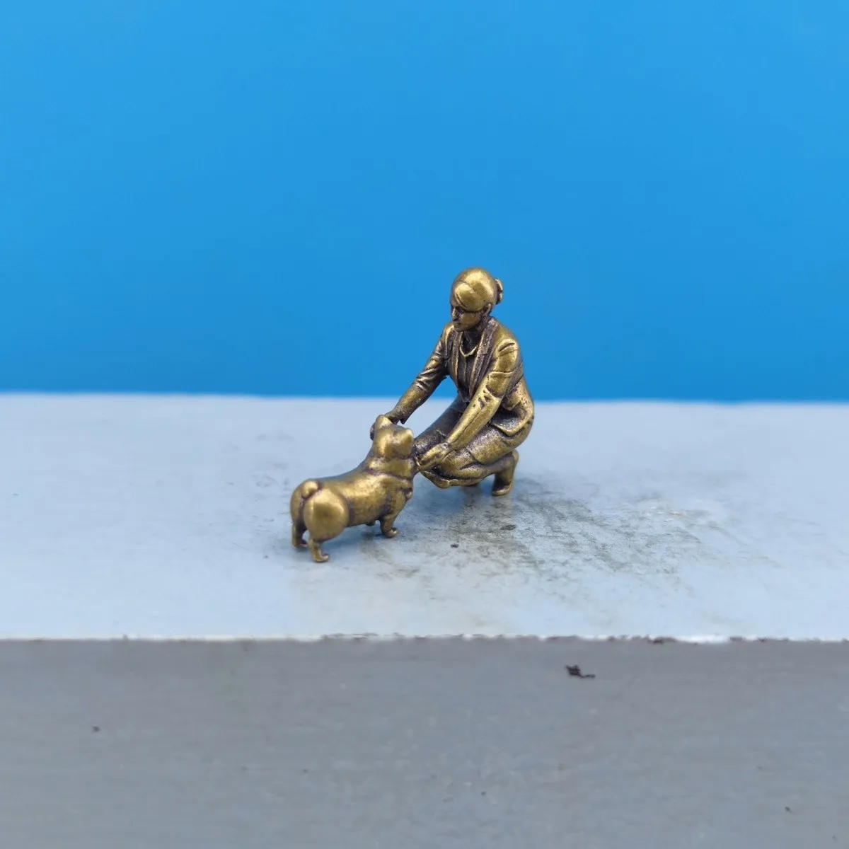 Mini Brass Lady and Dog Figurine Squatting Woman Petting Dog Diorama Miniature Terrarium Micro Landscape Desktop Decor