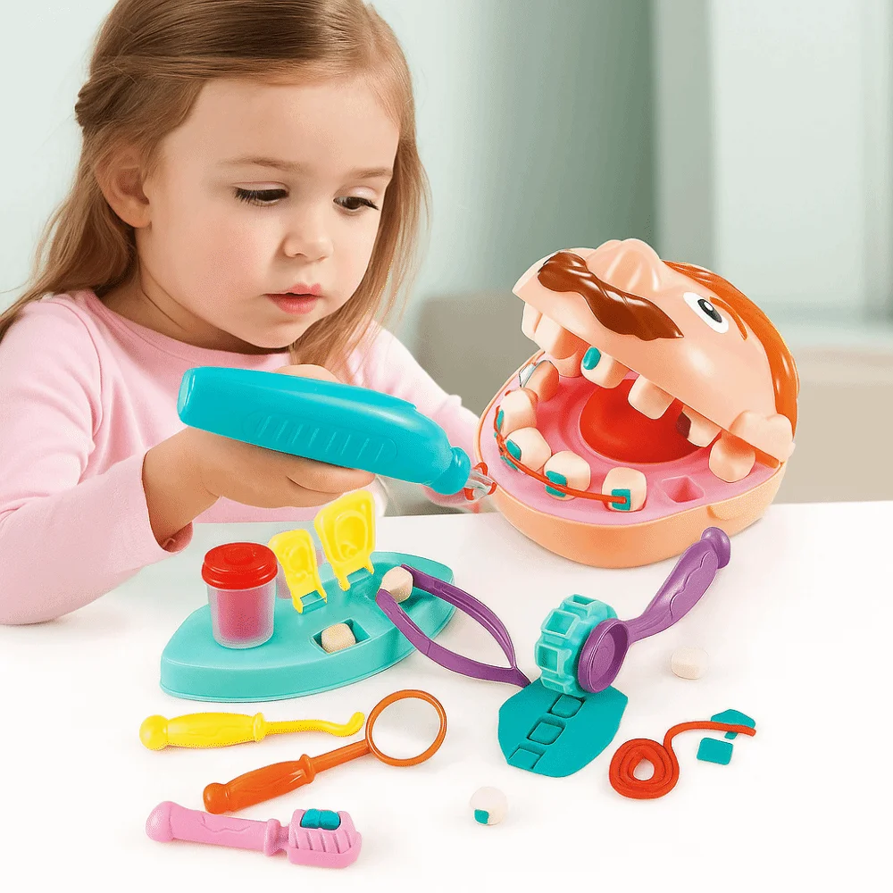泥のおもちゃ 子供用お医者さんごっこセット ロールプレイ モンテッソーリ お医者さんごっこ遊びキット プレイハウス DIY パズル お医者さんおもちゃ 家族 親子