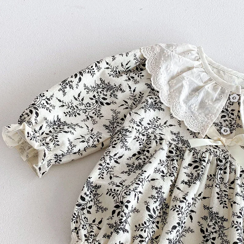 2024 New Autumn 0-24M Children Clothes Newborn Baby Girls Bodysuits Long Sleeved Cotton Flower Print Infant Baby Girls Jumpsuit