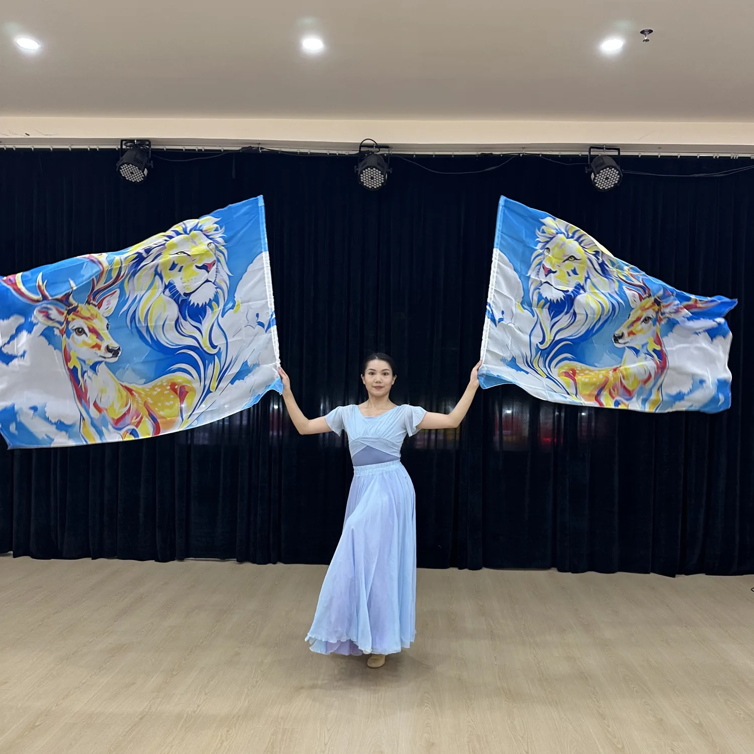 2pcs Animal Praise Dance Church Worship Flags With Telescopic Sticks Flowy Rectangle Banners Performance Stage Props 138*110cm