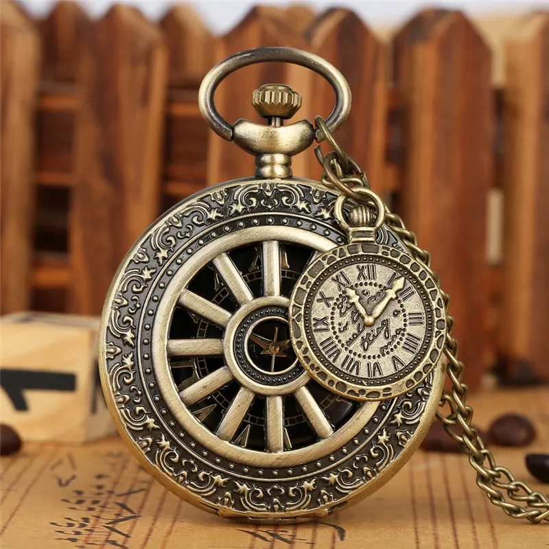 Old Fashion Hollow Out Watch Pendant Compass Gadget Unisex Quartz Analog Pocket Watches with Sweater Chain Portable Timepiece