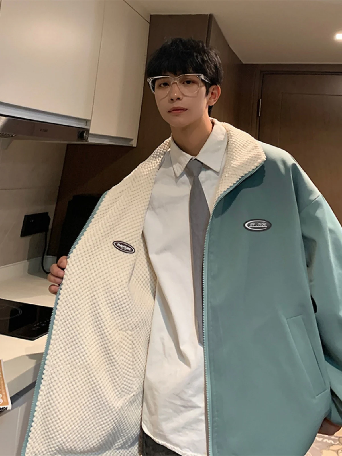 

Двусторонняя повседневная мужская куртка-ветровка в винтажном стиле оверсайз с воротником-стойкой, молодежная, модная, с декоративной молнией