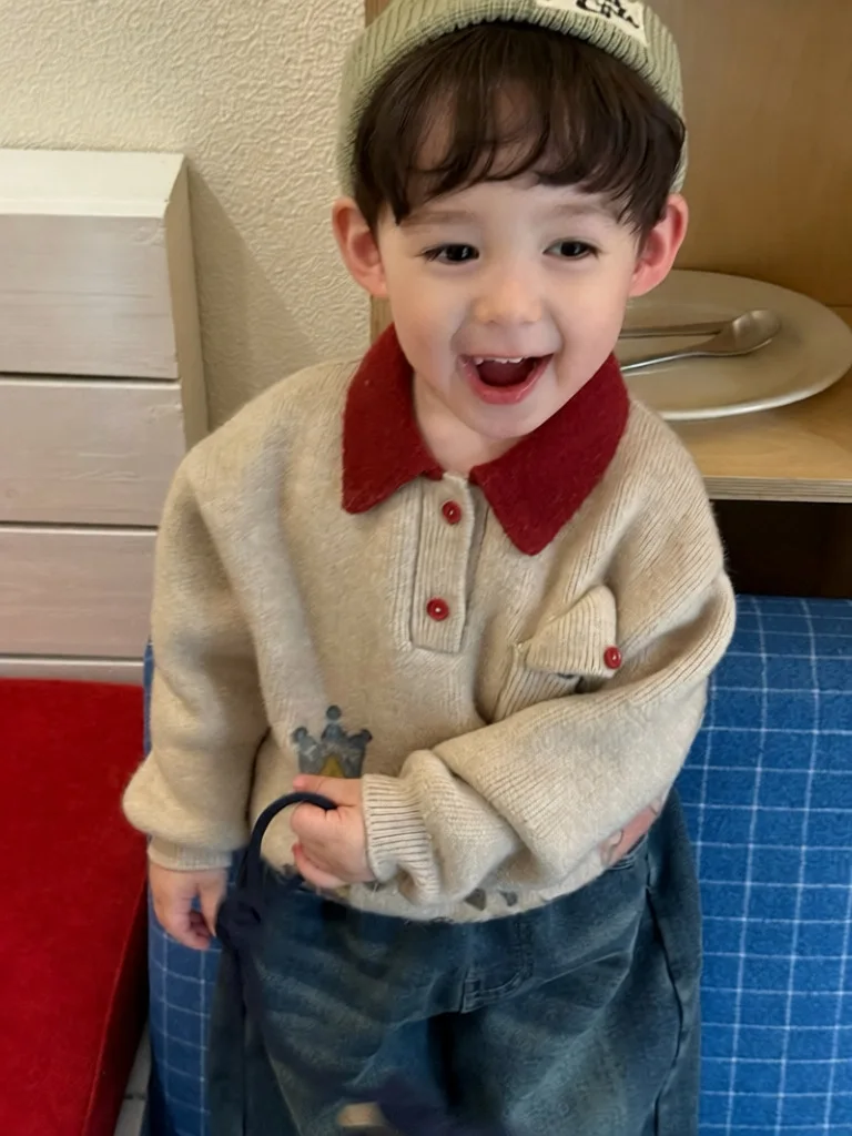 Verdickter Warmpullover für Jungen, neues Kinder-Strickoberteil, Baby-Winterkleidung, trendige und stilvolle Kinderkleidung – Detail 3
