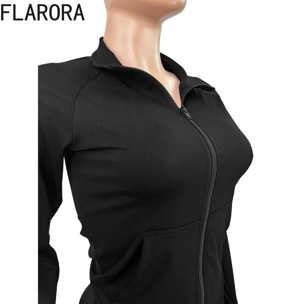 ชุดลำลองสไตล์สปอร์ต 3 ชิ้น สำหรับผู้หญิง เสื้อแจ็คเก็ตแขนยาวปกปกติ+กางเกงขาบานทรงสกินนี่+ที่คาดผม ชุดออกกำลังกายโยคะและฟิตเนส