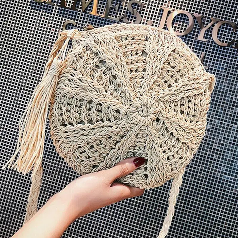 Ladies Elegant Tassel Beach Crossbody Bags Women Hollow Straw Bag Women Fashion Round Shoulder Bag Circle Rattan Bag For Femme