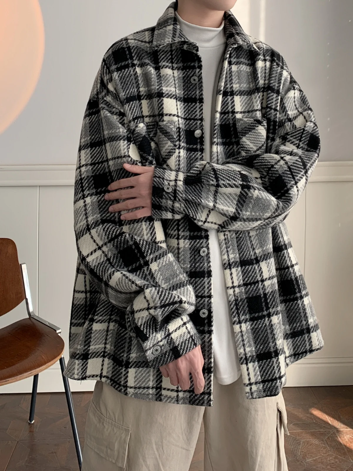 

Мужская рубашка в клетку в стиле преппи, весенне-осенняя, с длинным рукавом, роскошная, в стиле ретро, рабочая одежда, молодежный тренд, свободный крой, с принтом, на пуговицах