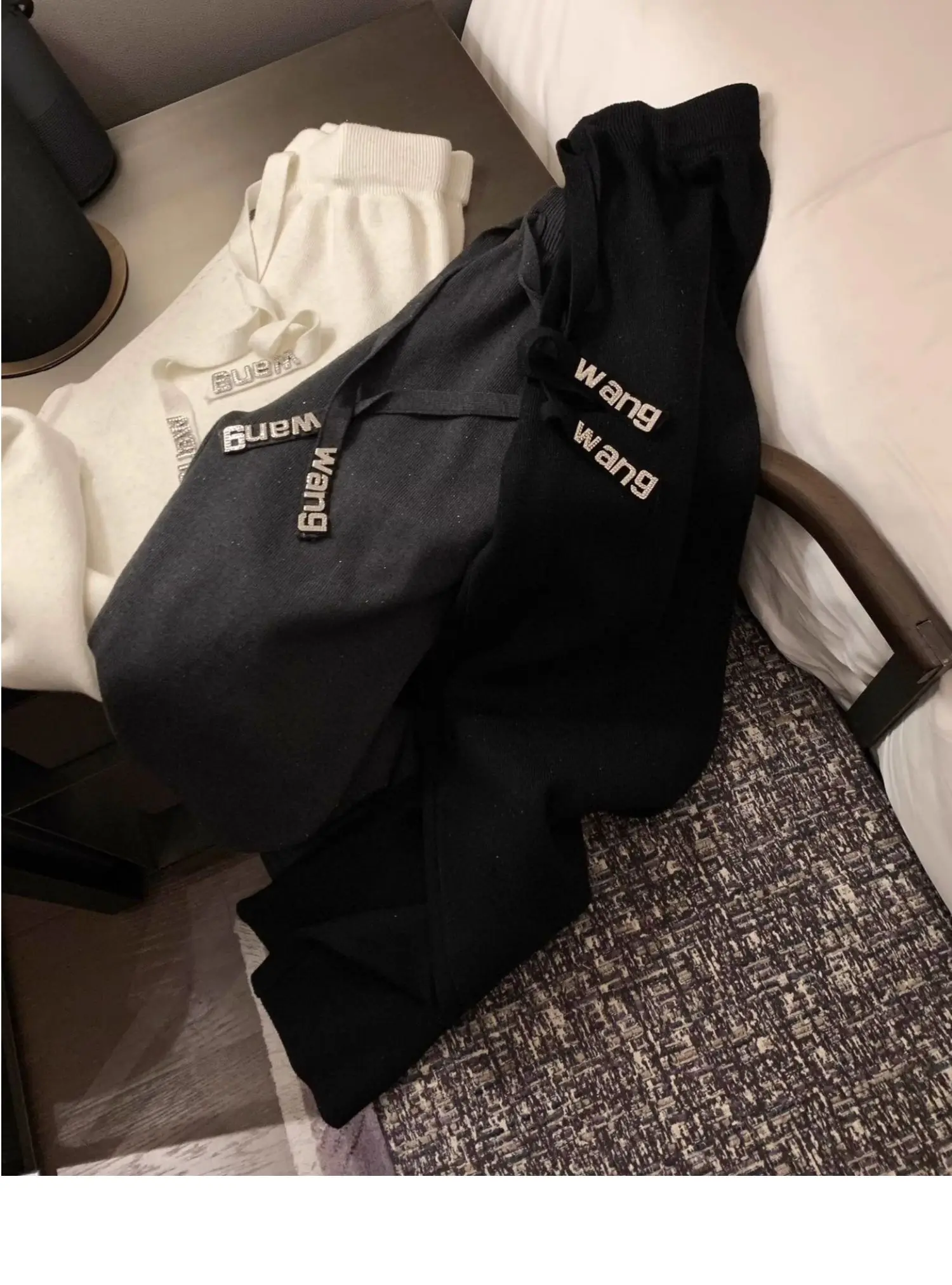 

Women's Fce Lined Knitted Casual Pants with Letter Design Drapey Wide Leg Comfortable Straight Cut Trousers Commute Sle