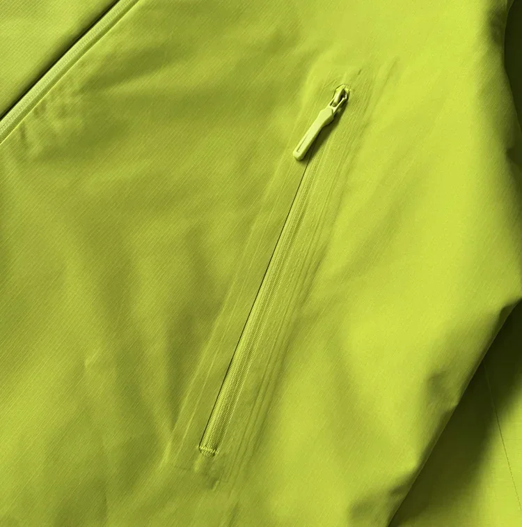 Unisex Windbreaker-Jacke mit Kapuze in Unifarbe – Leichte Reißverschluss-Oberbekleidung für Herbstfahrten und Outdoor-Aktivitäten – Detail 24