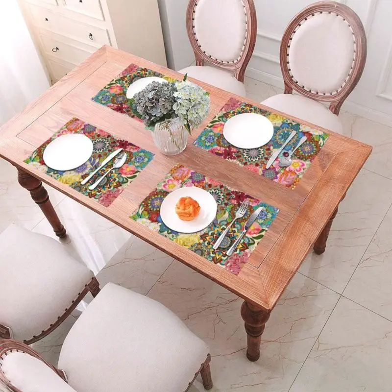 VIKAMA 2/4/6PCS Bohemian Ethnic Striped Placemats, Washable Non Slip Table Mats, Aesthetic Kitchen Dining Decor